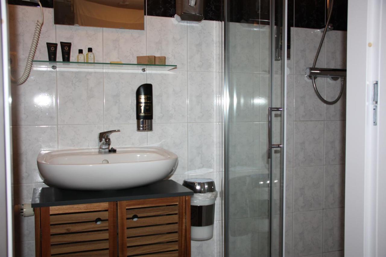 Maison Bellefleur B&B - Pension Ренессе Экстерьер фото