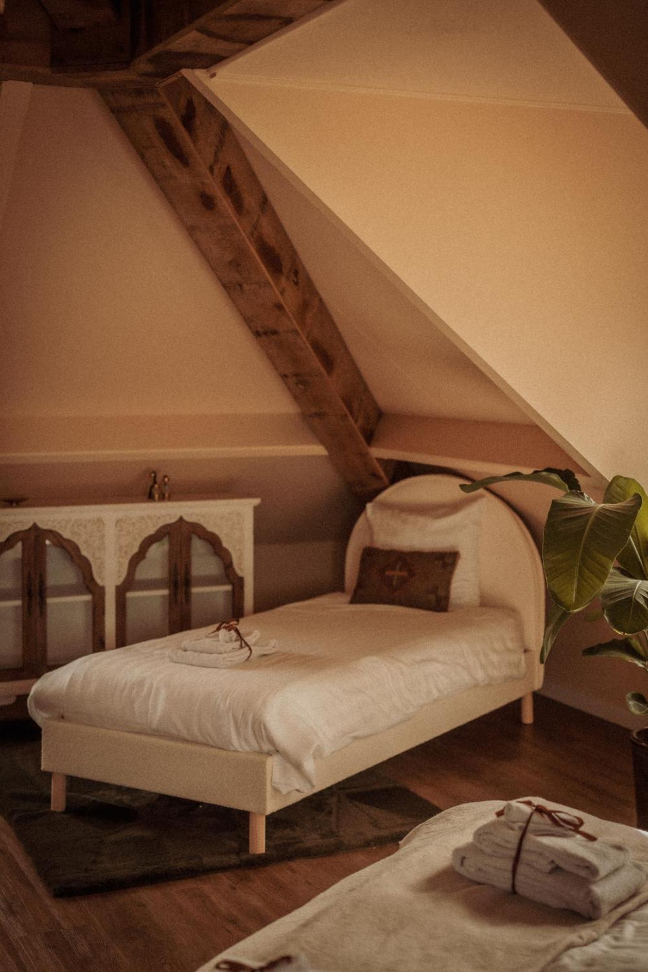 Maison Bellefleur B&B - Pension Ренессе Экстерьер фото
