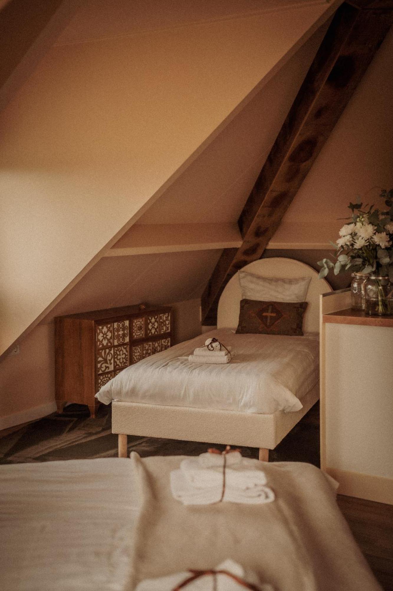 Maison Bellefleur B&B - Pension Ренессе Экстерьер фото