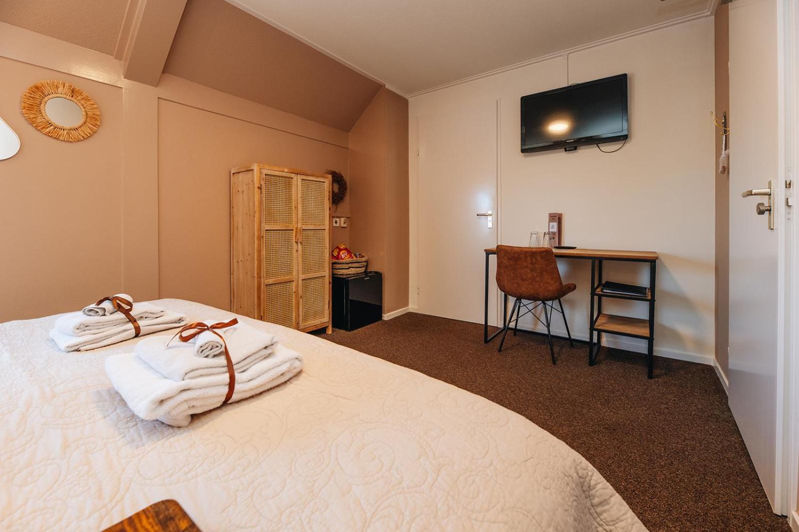 Maison Bellefleur B&B - Pension Ренессе Экстерьер фото